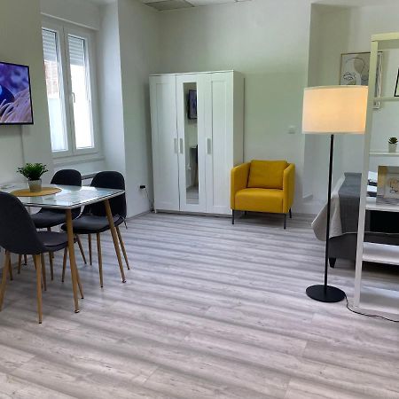 Apartment Studio Beauty In Centar Pula Buitenkant foto
