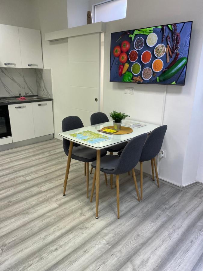 Apartment Studio Beauty In Centar Pula Buitenkant foto