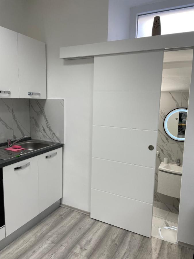 Apartment Studio Beauty In Centar Pula Buitenkant foto