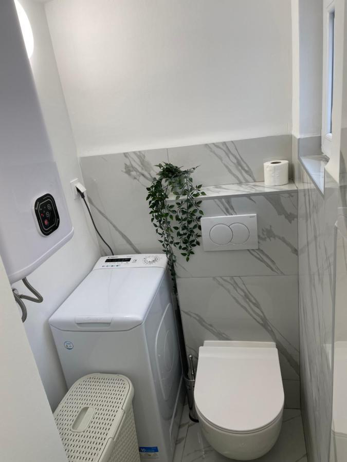 Apartment Studio Beauty In Centar Pula Buitenkant foto